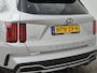 Kia Sorento 1.6 T-GDI Plug-in Hybrid 4WD DynamicPlusLine 7p. / 7 Persoons / Fabrieksgarantie 31-01-2029 / Automaat / Trekhaak afneembaar / Trekgewicht 1450 kg / Bose Audio Systeem / Stuur-, en Stoelverwarming / Adaptief CC / Elektrische achterklep / Achteruitrijcamera /