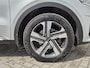 Kia Sorento 1.6 T-GDI Plug-in Hybrid 4WD DynamicPlusLine 7p. / 7 Persoons / Fabrieksgarantie 31-01-2029 / Automaat / Trekhaak afneembaar / Trekgewicht 1450 kg / Bose Audio Systeem / Stuur-, en Stoelverwarming / Adaptief CC / Elektrische achterklep / Achteruitrijcamera /