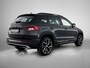 Skoda Karoq 1.5 TSI ACT 150pk Sportline Business DSG / Panoramadak / Stoelverwarming / Camera