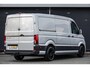 Volkswagen Crafter L3H2 2.0Tdi 140Pk Aut. | 2x Schuifdeur | Achteruitrijcamera | Trekhaak | 3.500Kg trekgewicht | 19'' | Reflex zilver