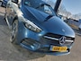 Mercedes-Benz B-klasse 250e Plug-In Hybrid AMG-Line | Navi | Apple Carplay | Clima | Cruise | Led Koplampen | Leder+Alcanatra | Stoelverwarming | Sfeerverlichting | Dodehoek+Rijstrooksensor | Privacy Glass | 18'lm