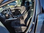 Mercedes-Benz B-klasse 250e Plug-In Hybrid AMG-Line | Navi | Apple Carplay | Clima | Cruise | Led Koplampen | Leder+Alcanatra | Stoelverwarming | Sfeerverlichting | Dodehoek+Rijstrooksensor | Privacy Glass | 18'lm