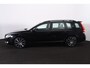 Volvo V70 T5 Dynamic Edition - Schuif/kanteldak - Adaptive cruise control - Parkeercamera achter - Bi-Xenon koplampen - Verwarmde voorstoelen & stuur - Lederen Bekleding - Parkeersensoren voor & achter - Elektr. bedienb. bestuurdersstoel met geheugen - Volvo On Call- Navigatie - Standkachel - 18' LMV