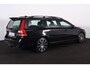 Volvo V70 T5 Dynamic Edition - Schuif/kanteldak - Adaptive cruise control - Parkeercamera achter - Bi-Xenon koplampen - Verwarmde voorstoelen & stuur - Lederen Bekleding - Parkeersensoren voor & achter - Elektr. bedienb. bestuurdersstoel met geheugen - Volvo On Call- Navigatie - Standkachel - 18' LMV