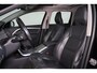 Volvo V70 T5 Dynamic Edition - Schuif/kanteldak - Adaptive cruise control - Parkeercamera achter - Bi-Xenon koplampen - Verwarmde voorstoelen & stuur - Lederen Bekleding - Parkeersensoren voor & achter - Elektr. bedienb. bestuurdersstoel met geheugen - Volvo On Call- Navigatie - Standkachel - 18' LMV