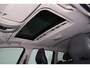 Volvo V70 T5 Dynamic Edition - Schuif/kanteldak - Adaptive cruise control - Parkeercamera achter - Bi-Xenon koplampen - Verwarmde voorstoelen & stuur - Lederen Bekleding - Parkeersensoren voor & achter - Elektr. bedienb. bestuurdersstoel met geheugen - Volvo On Call- Navigatie - Standkachel - 18' LMV