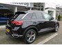Volkswagen T-Roc 2.0 TSI 190pk 4Motion DSG R-Line / Panorama dak / R-Line Exterieur / Leder Vienna / Digitale Cockpit / LM 18 inch / Beats Audio/ LED / Trekhaak
