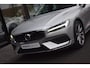 Volvo V60 T5 250pk Momentum | Climate | Leder | ACC & BLIS | 19''