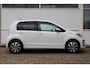 Volkswagen Up! 1.0 65pk Active | Stoelverwarming | Airco | DAB+ | Getint Glas