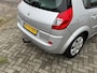 Renault Scenic 2.0-16V Business Line AUTOMAAT 135PK! NL AUTO NAP! AIRCO ECC l Cruise l Trekhaak l PDC! TOPSTAAT l DEALER OH!