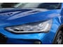 Ford Focus 1.0-155pk EcoBoost Mild-Hybrid 'Active' AUTOMAAT ! Trekgewicht 1.500kg ! Slechts 6.450km ! Ruim €. 9.000,- beneden de nieuwprijs ! Volautm. airco dual, navigatie, telefoonvoorb., adaptive cruise control, LED verlichting, metallic lak, camera, front-, lane- en side assist, LM wielen, Isofix etc.