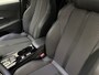 Peugeot 2008 SUV GT 130 pk Automaat | Navigatie | Achteruitrijcamera | Parkeersensoren Voor en Achter | Verwarmde Sportstoelen | LED Koplampen | Keyless Start | Dodehoek Detectie | Climate Control | Cruise Control | 17" Lichtmetalen Velgen | Apple Carplay/Android Auto |