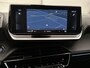 Peugeot 2008 SUV GT 130 pk Automaat | Navigatie | Achteruitrijcamera | Parkeersensoren Voor en Achter | Verwarmde Sportstoelen | LED Koplampen | Keyless Start | Dodehoek Detectie | Climate Control | Cruise Control | 17" Lichtmetalen Velgen | Apple Carplay/Android Auto |
