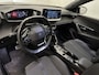 Peugeot 2008 SUV GT 130 pk Automaat | Navigatie | Achteruitrijcamera | Parkeersensoren Voor en Achter | Verwarmde Sportstoelen | LED Koplampen | Keyless Start | Dodehoek Detectie | Climate Control | Cruise Control | 17" Lichtmetalen Velgen | Apple Carplay/Android Auto |