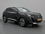 Peugeot 2008 SUV GT 130 pk Automaat | Navigatie | Achteruitrijcamera | Parkeersensoren Voor en Achter | Verwarmde Sportstoelen | LED Koplampen | Keyless Start | Dodehoek Detectie | Climate Control | Cruise Control | 17" Lichtmetalen Velgen | Apple Carplay/Android Auto |