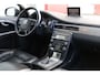 Volvo V70 2.4D Limited Edition 176 pk 5-cilinder | Origineel NL | Navigatie | Cruise Control | PDC | Trekhaak |