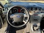 Ford Galaxy 2.0-16V Ghia