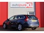 Volvo V60 2.0T Momentum 203 pk | Origineel NL | Automaat | Navigatie | Cruise Control | Trekhaak |