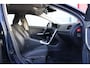 Volvo V60 2.0T Momentum 203 pk | Origineel NL | Automaat | Navigatie | Cruise Control | Trekhaak |