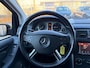 Mercedes-Benz B-klasse 200 CDI | 140PK | AUTOM | NL-AUTO! | TrekH | Cruise | Parksens V+A | ETC