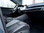 Volkswagen Golf 1.5 eTSI R-Line Business | 3x R-Line | IQ Light | Stoelverwarming | R Interieur | Privacy Glas | Camera | Stuurwiel Verwarmd | Climate Control | Adaptieve Cruise Control | Virtual Cockpit | Metallic Lak |