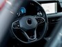 Volkswagen Golf 1.5 eTSI R-Line Business | 3x R-Line | IQ Light | Stoelverwarming | R Interieur | Privacy Glas | Camera | Stuurwiel Verwarmd | Climate Control | Adaptieve Cruise Control | Virtual Cockpit | Metallic Lak |