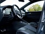 Volkswagen Golf 1.5 eTSI R-Line Business | 3x R-Line | IQ Light | Stoelverwarming | R Interieur | Privacy Glas | Camera | Stuurwiel Verwarmd | Climate Control | Adaptieve Cruise Control | Virtual Cockpit | Metallic Lak |