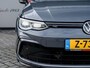 Volkswagen Golf 1.5 eTSI R-Line Business | 3x R-Line | IQ Light | Stoelverwarming | R Interieur | Privacy Glas | Camera | Stuurwiel Verwarmd | Climate Control | Adaptieve Cruise Control | Virtual Cockpit | Metallic Lak |