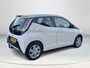 Toyota Aygo 1.0 VVT-i x-play | Achteruitrijcamera | Airco | Fietsendragerbeugel |