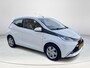 Toyota Aygo 1.0 VVT-i x-play | Achteruitrijcamera | Airco | Fietsendragerbeugel |