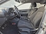 Hyundai Bayon 1.0 T-GDI Premium Handgeschakeld / Trekhaak Afneembaar / Trekgewicht 1110 kg / Achteruitrijcamera / Stuur-, en Stoelverwarming / Cruise control / Keyless Entry/Start / Apple Carplay Android Auto / Climate control /