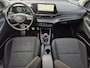 Hyundai Bayon 1.0 T-GDI Premium Handgeschakeld / Trekhaak Afneembaar / Trekgewicht 1110 kg / Achteruitrijcamera / Stuur-, en Stoelverwarming / Cruise control / Keyless Entry/Start / Apple Carplay Android Auto / Climate control /