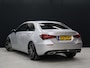 Mercedes-Benz A-klasse 200 Luxury Line [SFEERVERLICHTING, CAMERA, PDC V+A, CRUISE CONTROL, BLUETOOTH TELEFOON, STOELVERWARMING, TREKHAAK, NAVIGATIE]