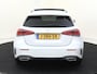 Mercedes-Benz A-klasse 180 Business Solution AMG Panoramadak / Nightpakket / Sfeerverlichting / Parkeercamera / Stoelverwarming /