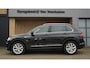 Volkswagen Tiguan 2.0 TSI 180pk DSG 4Motion Highline Pano.Dak Virtual Elek.Trekhaak 18inch LM Adaptive Cruise DCC *Complete Tiguan*