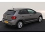 Volkswagen Polo 1.0 TSI Highline / AUTOMAAT/ PARK. SENSOREN/ CLIMA/ GETINT GLAS/ APP CONNECT/ 16" LMV