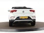 Volkswagen T-Roc Cabrio Style 1.0 115 pk Cabriolet 6 versn. Hand · Black style pakket · Comfort pakket · Multimedia pakket · Prijs is incl Inruilbonus . MEGA SALE
