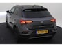 Volkswagen T-Roc 1.5 TSI Sport / AUTOMAAT/ PANO/ BLACK STYLE/ BEATS AUDIO/ CAMERA/ PARK. SENSOREN/ STOELVERWARM./ LED/ DIGITAL DASHBOARD/ ELEK. ACHTERKLEP/ NAVI/ CLIMA/ 19" LMV