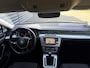 Volkswagen Passat Variant 1.6 TDI PDC V+A verw.stoelen Navi