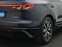 Volkswagen Touareg 3.0 TSi 462 pk tiptronic eHybrid 4MOTION R | Panoramadak | Servosluiting portieren | Leder 'Vienna' | Head-Up Display | Geheugenstoelen | Rondomzicht camera