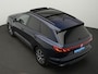 Volkswagen Touareg 3.0 TSi 462 pk tiptronic eHybrid 4MOTION R | Panoramadak | Servosluiting portieren | Leder 'Vienna' | Head-Up Display | Geheugenstoelen | Rondomzicht camera