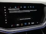 Volkswagen Touareg 3.0 TSi 462 pk tiptronic eHybrid 4MOTION R | Panoramadak | Servosluiting portieren | Leder 'Vienna' | Head-Up Display | Geheugenstoelen | Rondomzicht camera