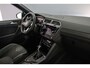 Volkswagen Tiguan R-Line Business 1.5 TSI 150pk DSG Automaat Trekhaak, Adaptive cruise control, Achteruitrijcamera, Elektrische achterklep, LED matrix koplampen