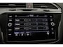 Volkswagen Tiguan R-Line Business 1.5 TSI 150pk DSG Automaat Trekhaak, Adaptive cruise control, Achteruitrijcamera, Elektrische achterklep, LED matrix koplampen