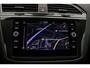 Volkswagen Tiguan R-Line Business 1.5 TSI 150pk DSG Automaat Trekhaak, Adaptive cruise control, Achteruitrijcamera, Elektrische achterklep, LED matrix koplampen