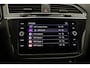Volkswagen Tiguan R-Line Business+ 1.5 TSI 150pk DSG Automaat Panoramadak, Black Style, Adaptive cruise control, Achteruitrijcamera, Elektrische achterklep, LED matrix koplampen