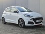 Hyundai i10 1.0 T-GDI N Line 5-zits Handgeschakeld / Fabrieksgarantie tot 11-2028 / Allseason banden / Dealer onderhouden / Stuur-, en Stoel verwarming / Cruise control / Achteruitrijcamera / Apple Carplay Android Auto / Climate control /