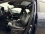 Volvo XC40 1.5 T3 Inscription | Trekhaak | Panoramisch Schuif-/kanteldak | Memory | Camera | Parkeersensoren | Leer | Stoelverwarming |