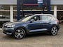 Volvo XC40 1.5 T5 Twin Engine Inscription / Automaat / NL-Auto / Vol-Leder / Dealer-Onderhouden / Pilot-Assist / Open-Panodak / Elektr.-Uitklapbare Trekhaak / Stoel-/Stuurverwarming / Adaptieve Cruise-Control Stop&Go / Climate-Control / Keyless / LED / Dodehoek-Detectie / Apple-Carplay & Android-Auto / Elektr.-Stoelen met Geheugen / DAB Radio-Bluetooth / Navi / Elektr.-Achterklep / PDC V+A / Camera / 19'' LMV / ENZ.