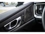 Volvo V60 2.0 T6 Plug-in hybrid AWD Plus Bright | Adaptieve Cruise Control | Trekhaak | Harman & Kardon | Stoel + stuurverwarming |